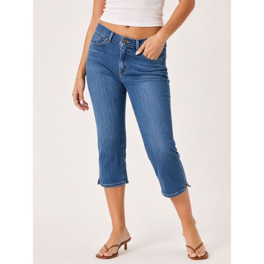 Levi's Classic Capri Jeans Women's 8 W29 Blue Stretch Denim Side Slit Hem